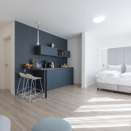Zzzpace Smart-Hotel Bielefeld Zentrum ภายนอก รูปภาพ