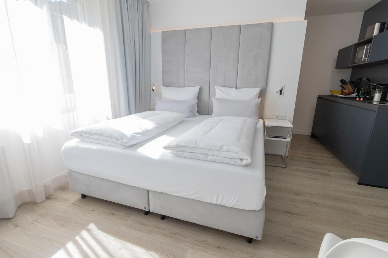 Zzzpace Smart-Hotel Bielefeld Zentrum ภายนอก รูปภาพ