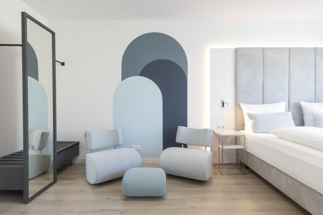 Zzzpace Smart-Hotel Bielefeld Zentrum ภายนอก รูปภาพ