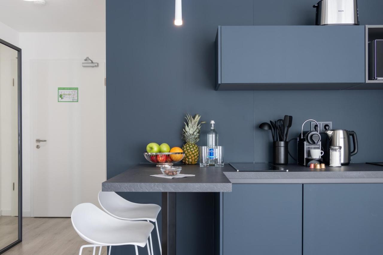 Zzzpace Smart-Hotel Bielefeld Zentrum ภายนอก รูปภาพ