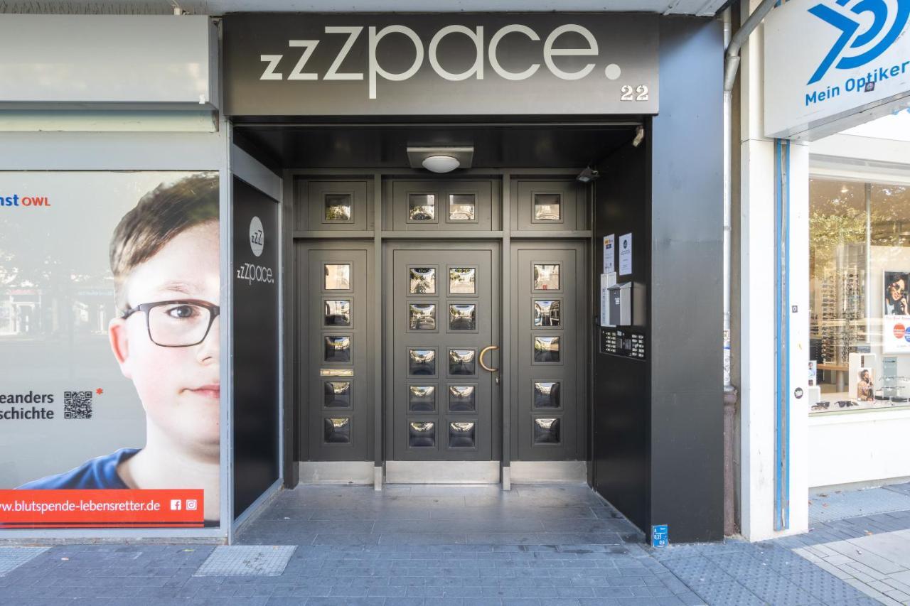 Zzzpace Smart-Hotel Bielefeld Zentrum ภายนอก รูปภาพ